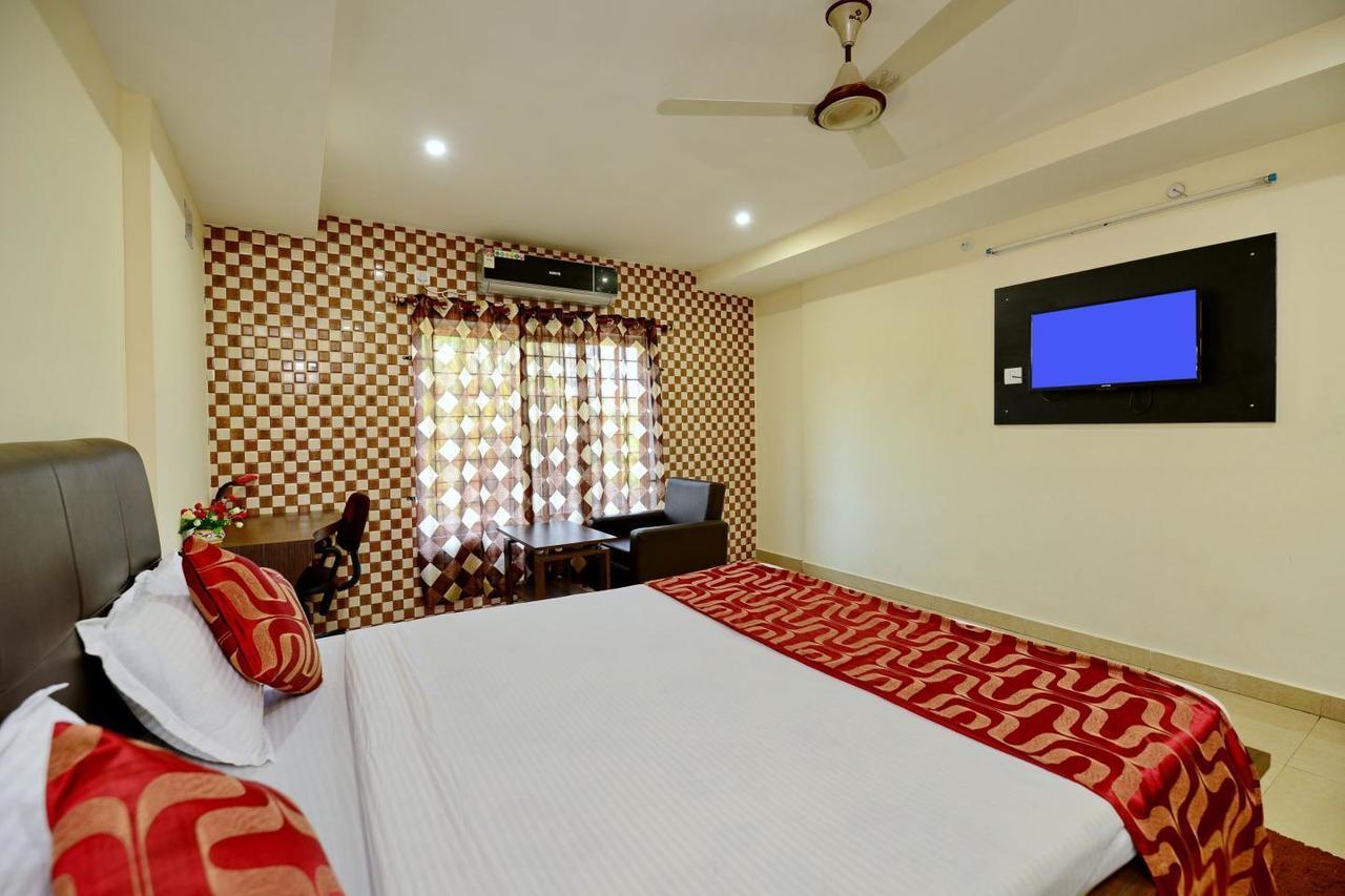 Hotel Rajdhani Bhubaneswar Exterior foto
